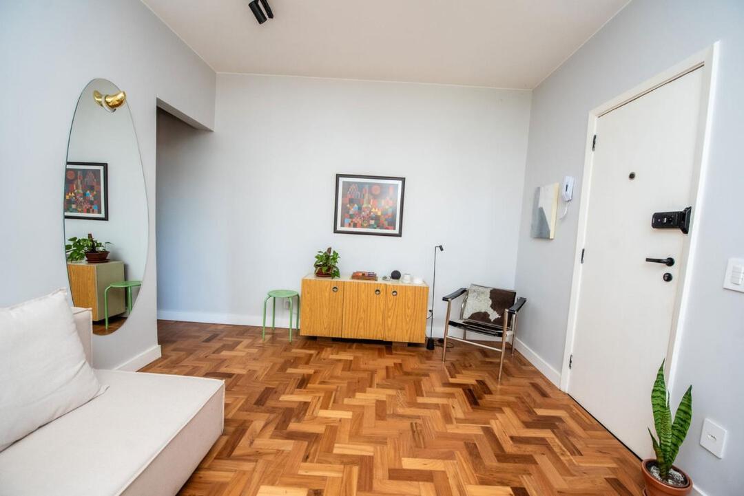 Apto Com Excelente Localizacao Em Asa Sul - Df Apartamento